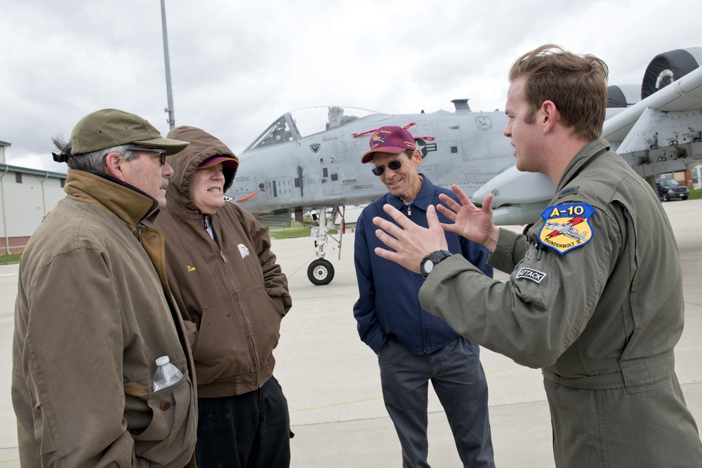 Wing hosts relatives of Flying Tiger and A-10’s performing flyover