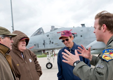 Wing hosts relatives of Flying Tiger and A-10’s performing flyover