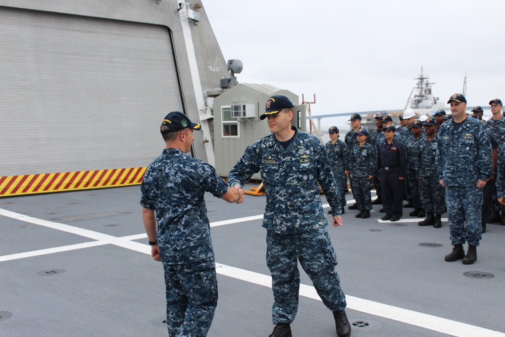 USS Montgomery Holds Exchange of Command