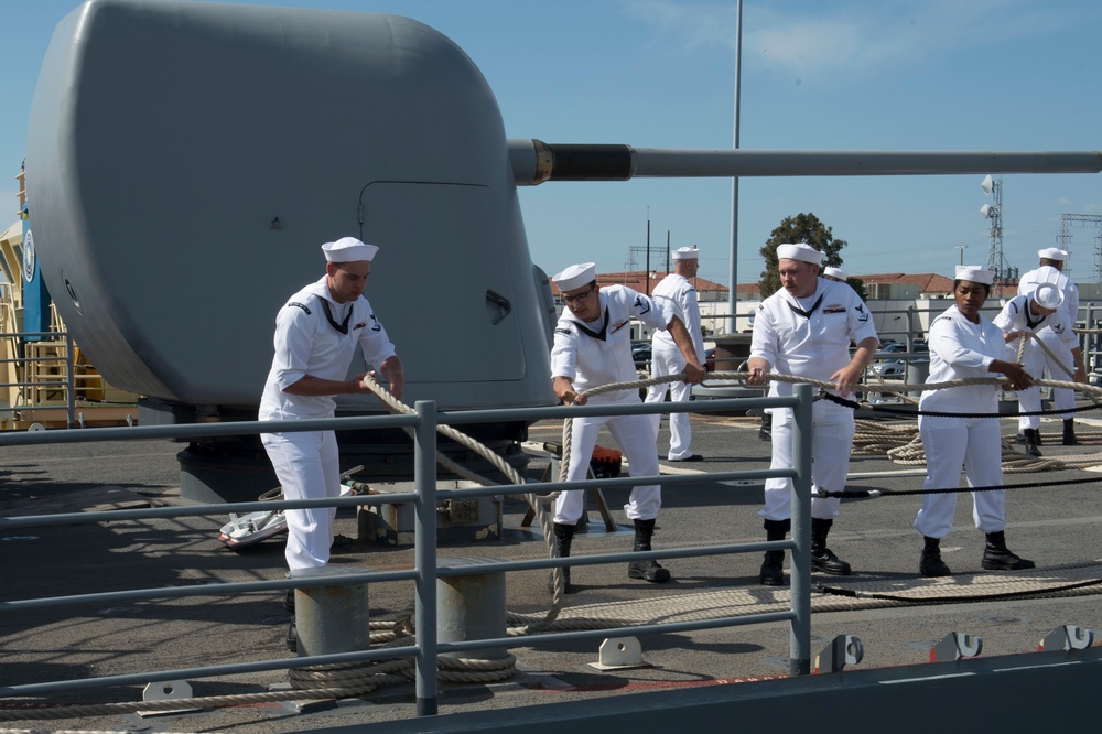 USS Lake Erie (CG 70) Deploys