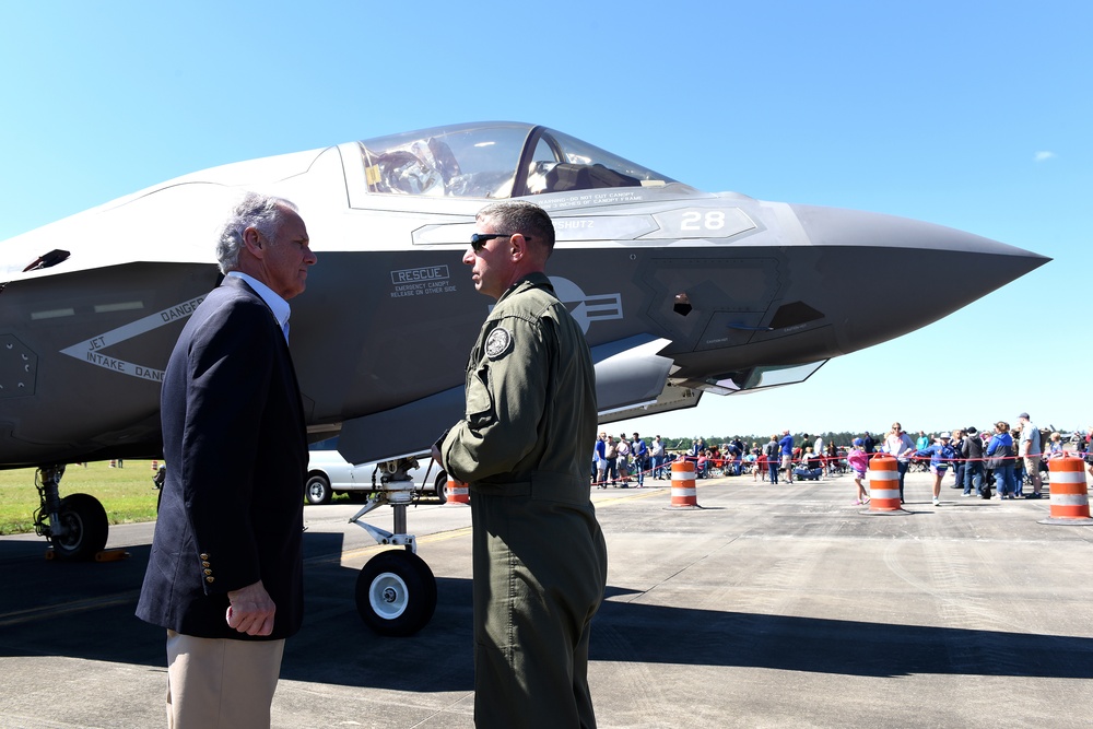 South Carolina Governor Henry McMaster visits the South Carolina National Guard Air and Ground Expo 2017