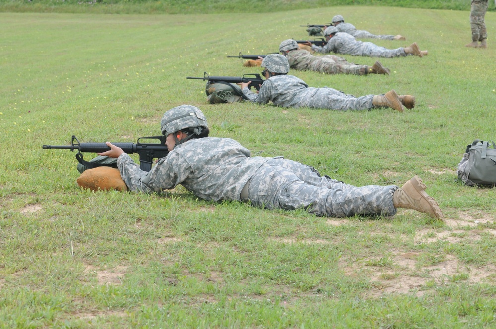 Houston-area troops travel to Central Texas to hone marksmanship