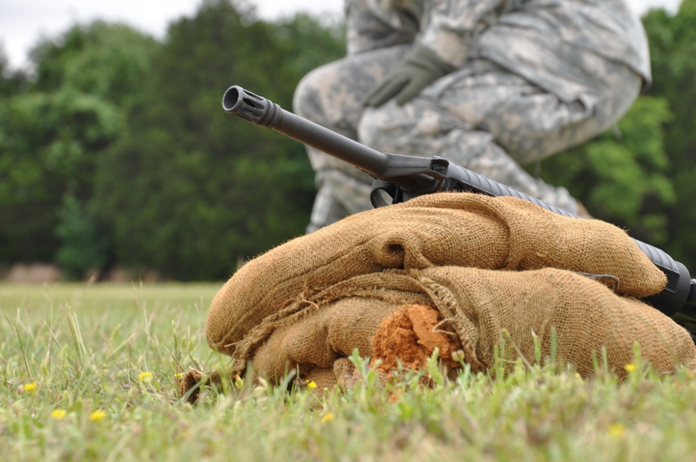 Houston-area troops travel to Central Texas to hone marksmanship