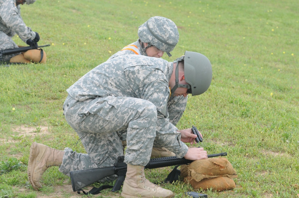 Houston-area troops travel to Central Texas to hone marksmanship