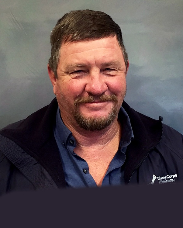 Earnest named Nashville District Employee of the Month for March 2017