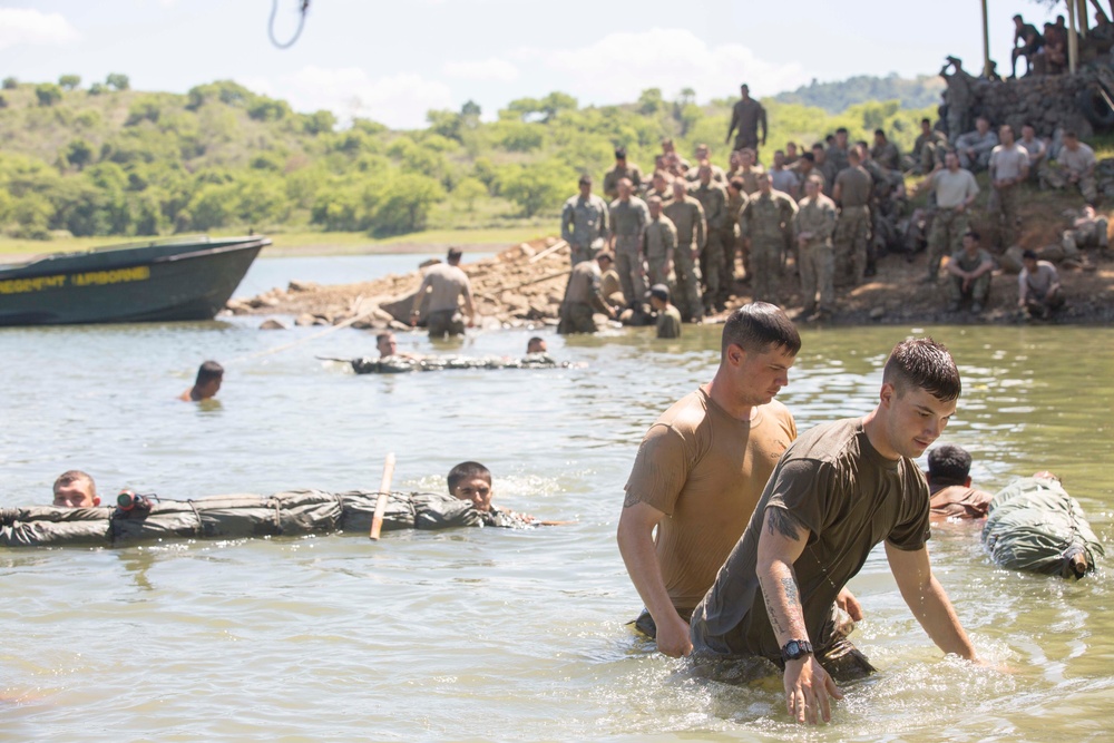 U.S. Soldiers learn water survival techniques from Philippine Army