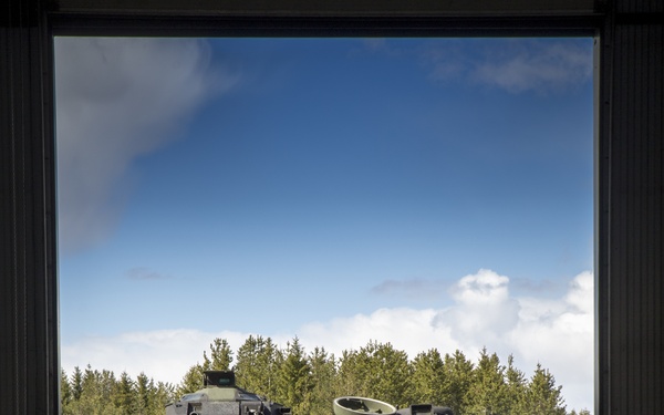 STRATMOBEX Marines return equipment to caves in Norway