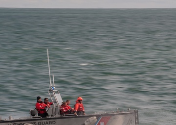 Coast Guard Cutter Oak, Station Chatham assist fishing vessel Jupiter near Hyannis
