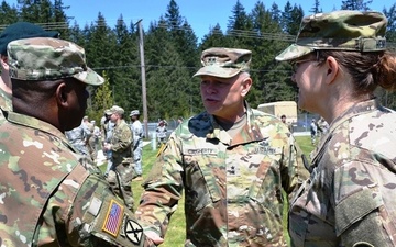 110th IO Battalion attends 56th TIOG Change of Command