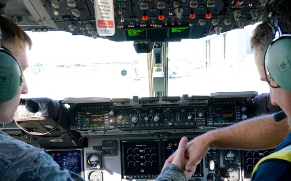 U.S., Australian Air Forces improve interoperability during bilateral engagement