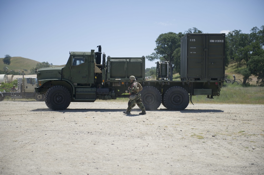 NMCB 4 &amp; CBMU at LSA Barnes