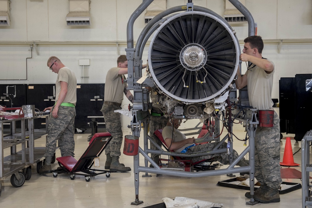 Teamwork propels F-15 engines