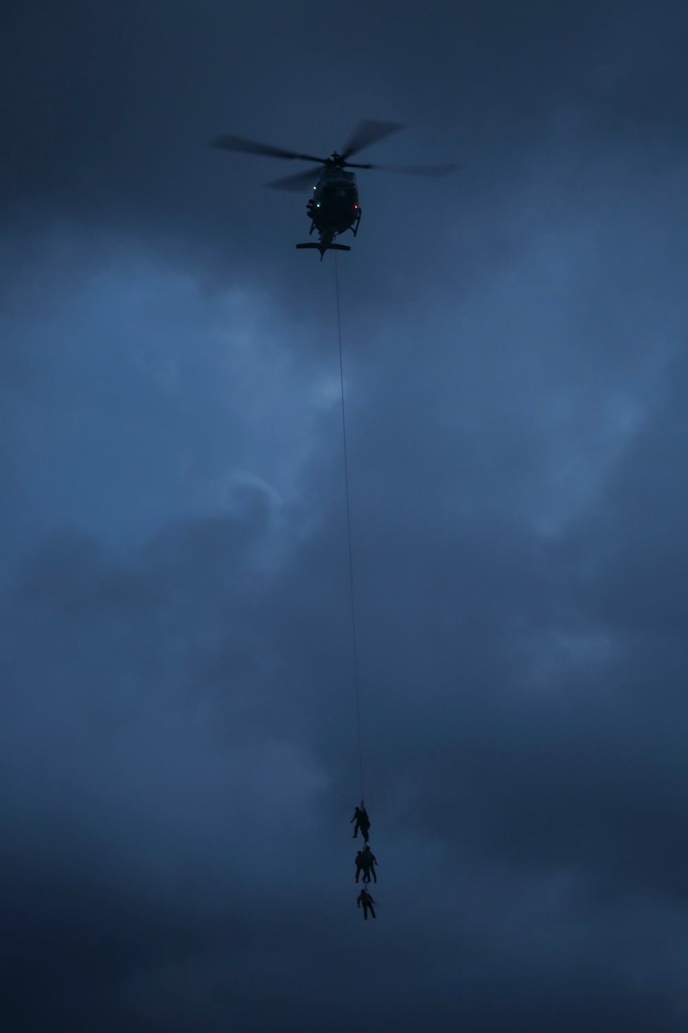 HMLA-367 conduct joint operations