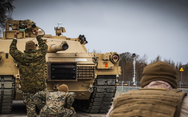 Marines test new ramp at Norway railhead