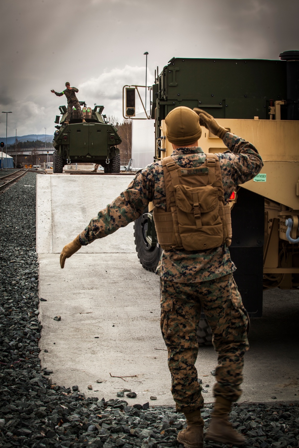 Marines test new ramp at Norway railhead