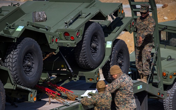 Marines assemble ground combat equipment from Norwegian caves during STRATMOBEX 17