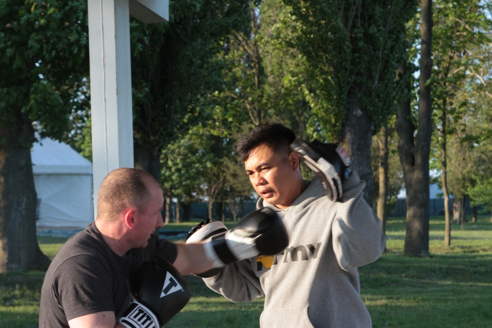 All Army boxing coach teaches deployed Soldiers