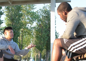 All Army boxing coach teaches deployed Soldiers