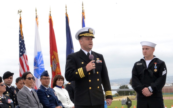 Navy Language Student Receives Commandant's Award