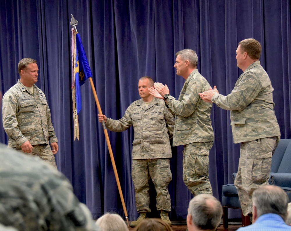 Lt. Col. Robinson assumes command of the 166th Maintenance Group