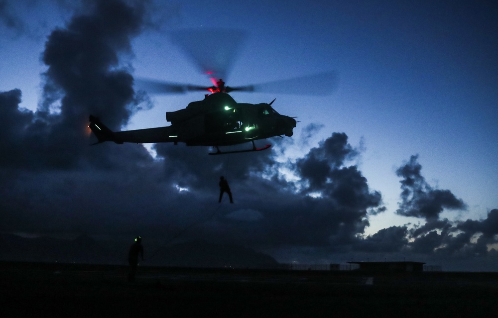 HMLA-367 conducts joint operations