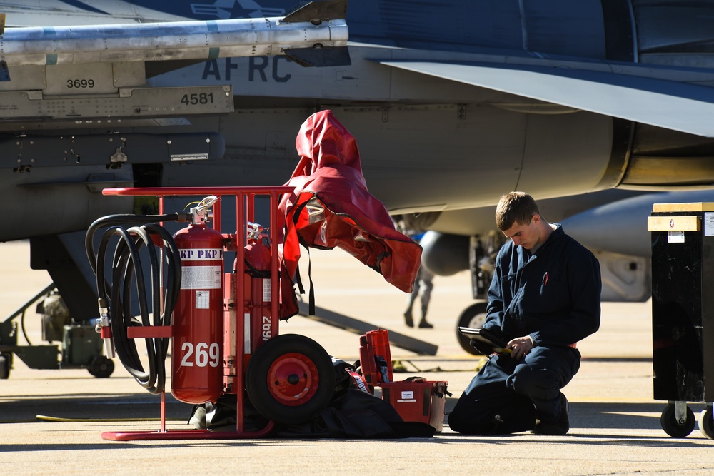 86th FWS hosts Combat Hammer