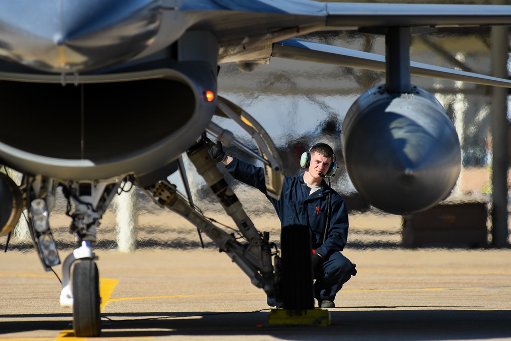 86th FWS hosts Combat Hammer
