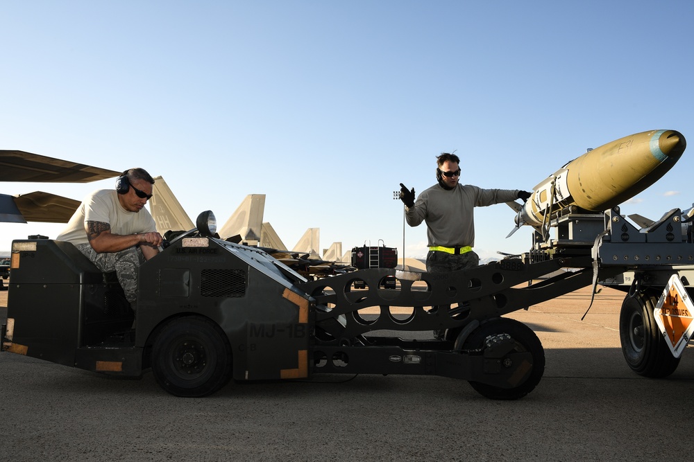 86th FWS hosts Combat Hammer