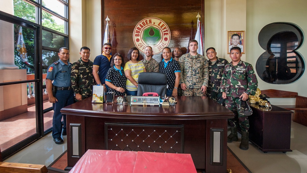 Civil affairs visit Tanauan, Burauen during Balikatan 2017