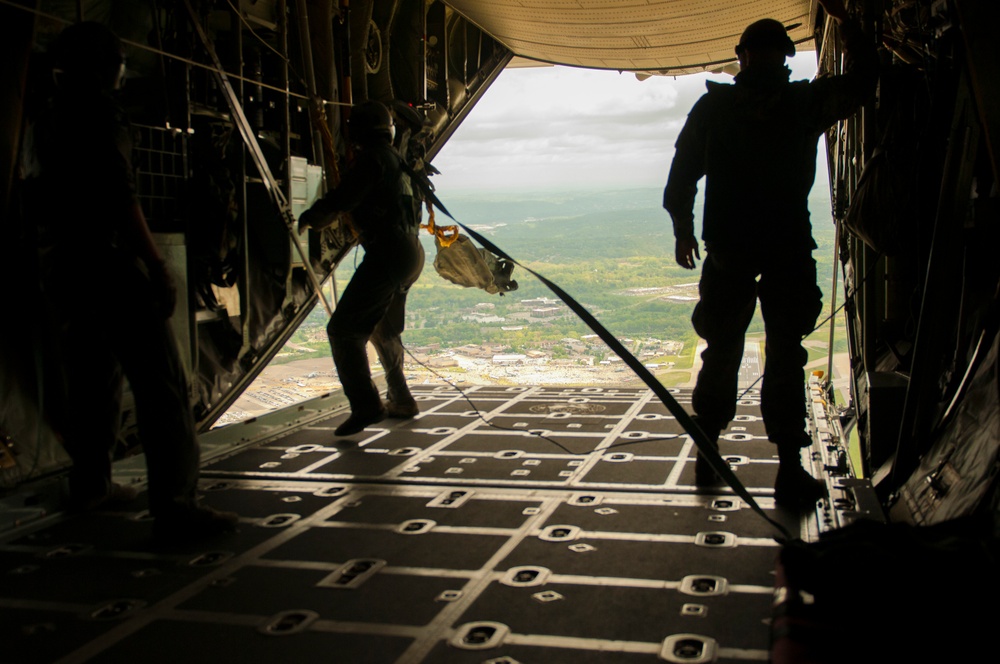 Army, Air Force soar through Pittsburgh