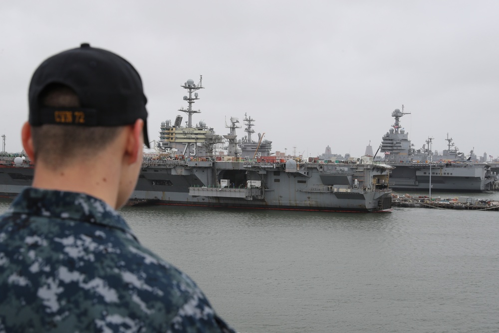 USS Abraham Lincoln Redelivers