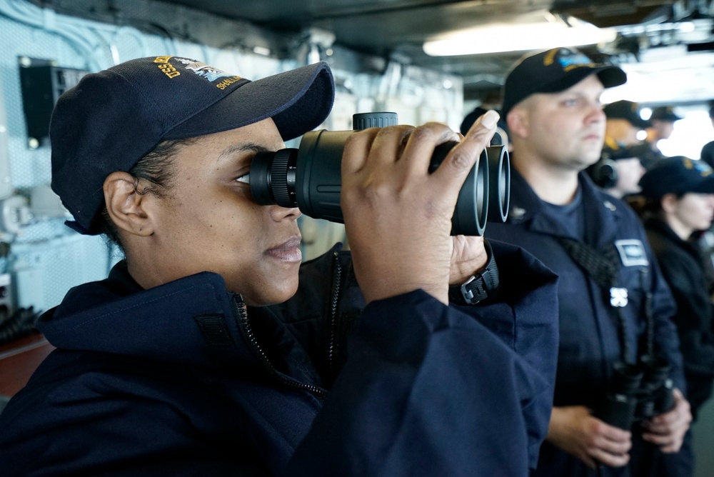 1USS Abraham Lincoln Redelivers