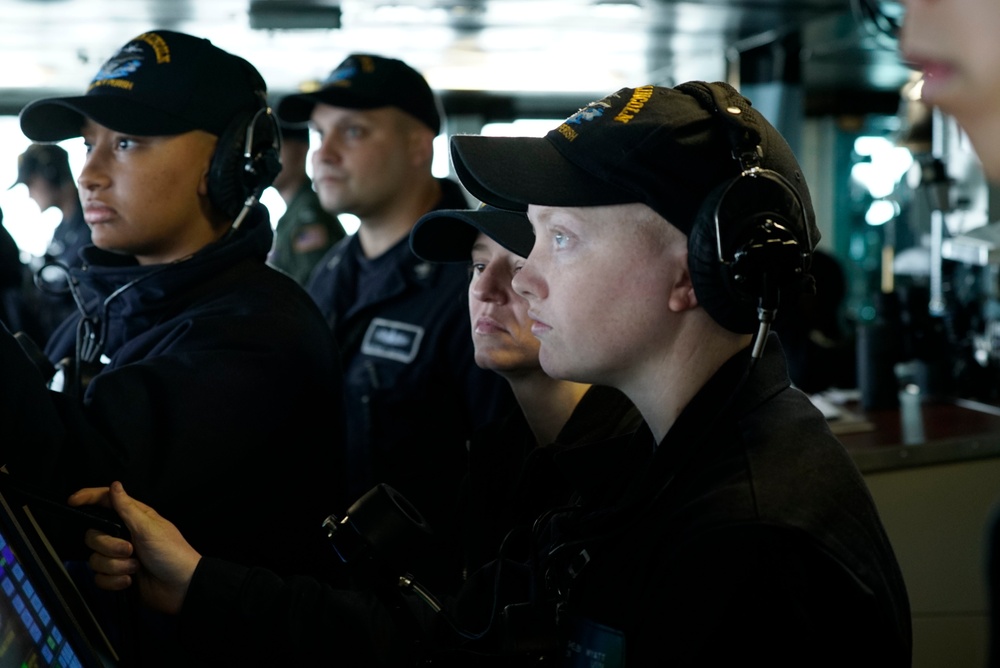 USS Abraham Lincoln Redelivers