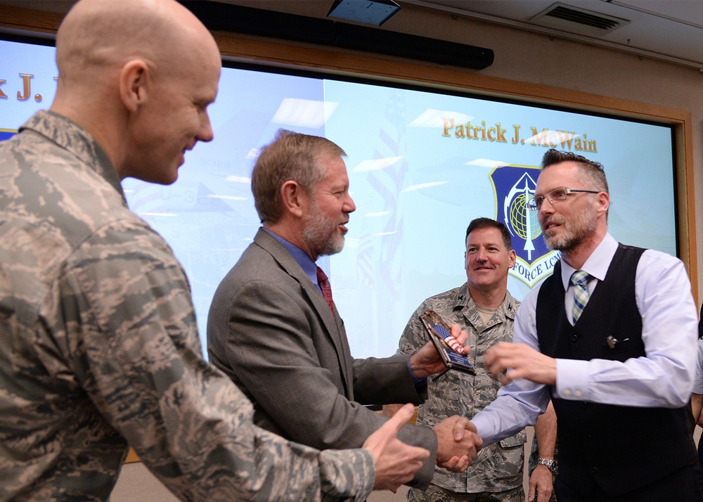 Team Hanscom quarterly awards presented