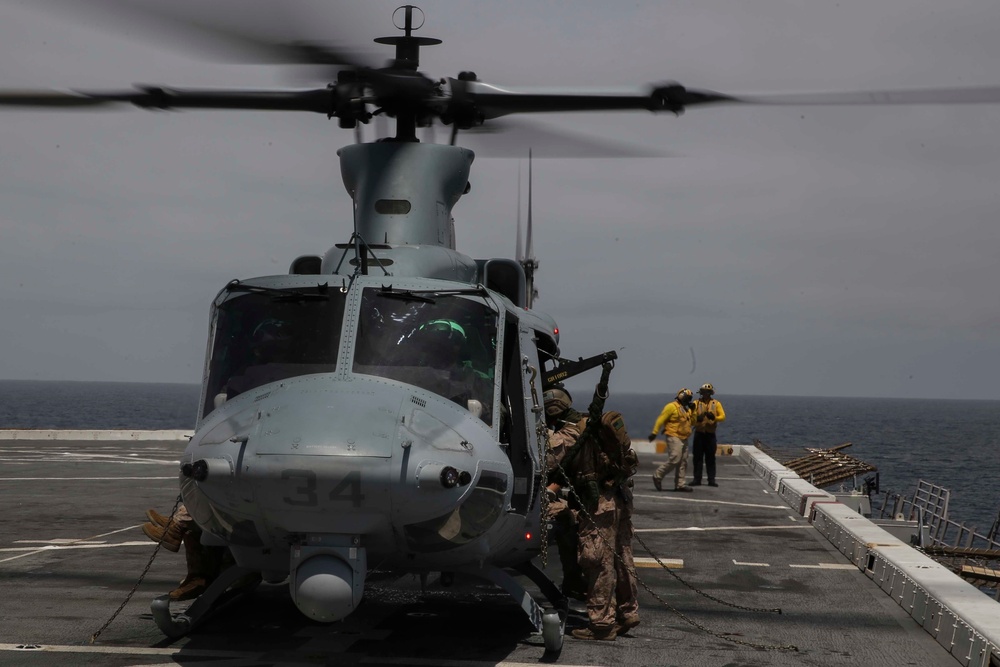 15th MEU MRF conducts VBSS mission