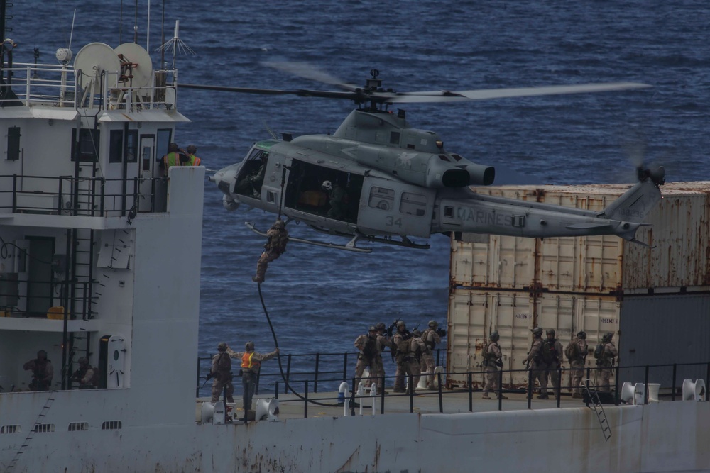 15th MEU MRF conducts VBSS mission