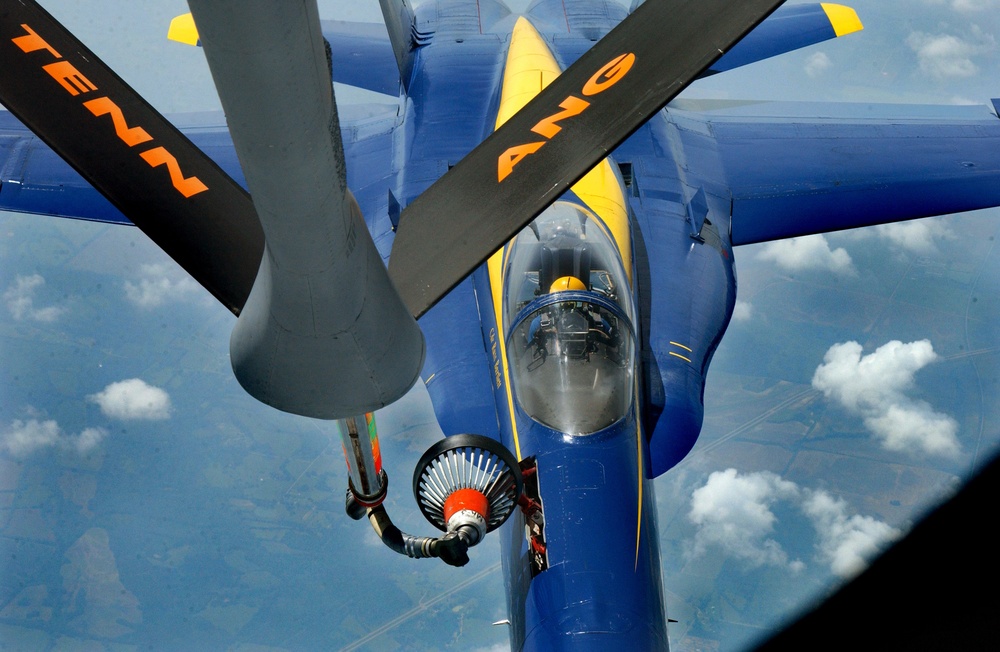 BLUE ANGELS REFUELING