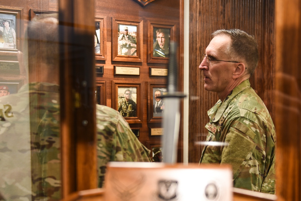 Assistant Deputy Chief of Staff visits AFSOC