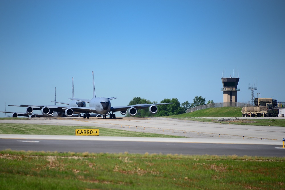 KC-135R Stratotanker