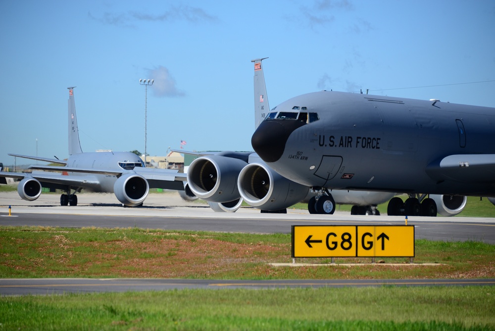 KC-135R Stratotanker Elephant Walk