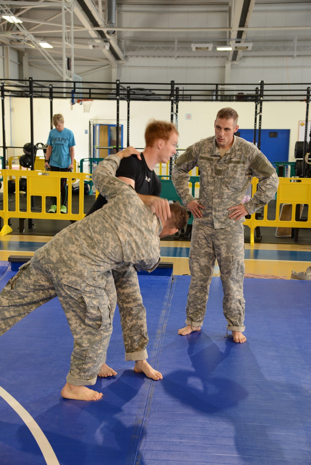Basic Combative Course of 39th Signal and SHAPE Health Care Facilities
