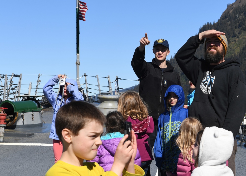 Juneau Alaska Hosts USS O'kane