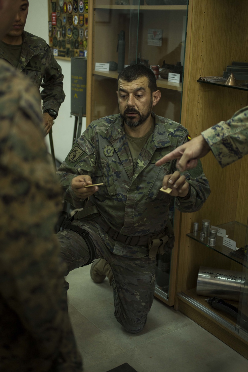 SPMAGTF-CR-AF Marines and Spanish Legion Engineers and EOD Share Skills