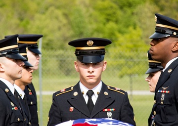 Army Guard funeral honor guard members hone advanced skills during two-week training