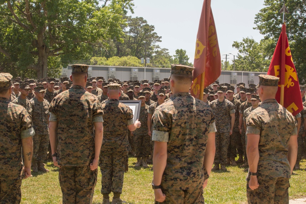 2/6 receives Chesty Puller award