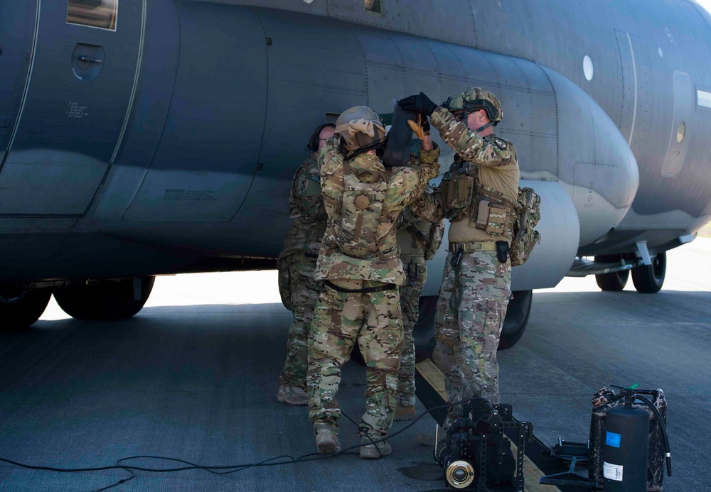 Hurlburt's FARP Airmen conduct refueling operations