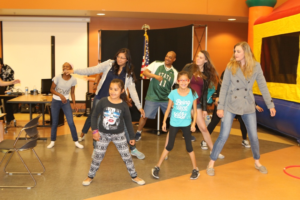 650th Regional Support Group conducts Soldier, Family Day event