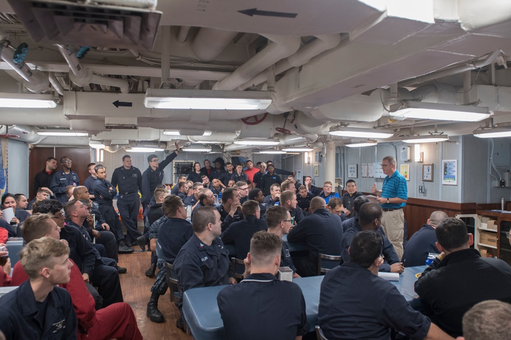 USS Lake Erie (CG 70) Sailors recieve culture training