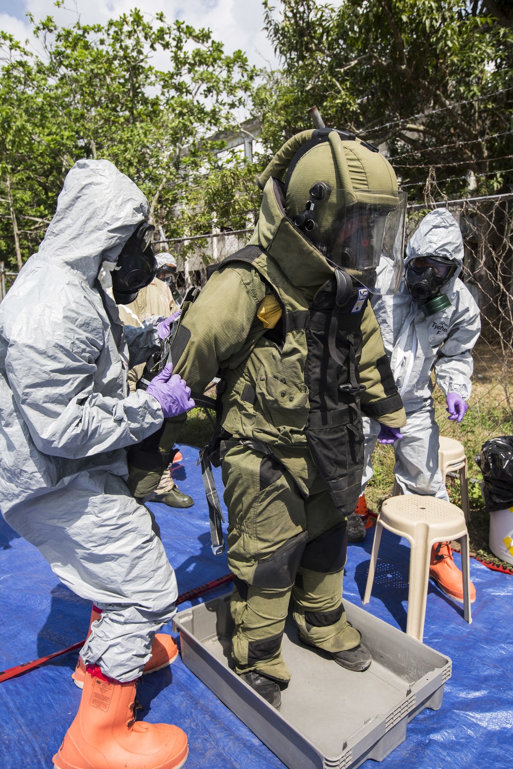 AFP and U.S. EOD and CBRN Neutralize Contaminated IED's