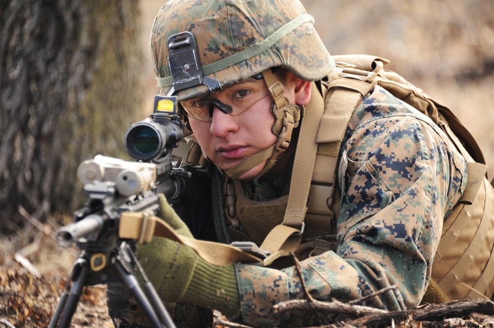 US MARINES NAVIGATE FORT MCCOY TRENCHES